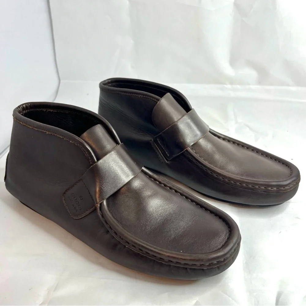 Gucci Italian Leather Loafers with Artisan Whipstitch Detail - Size 37.5 / 7.5 - Picture 6 of 11
